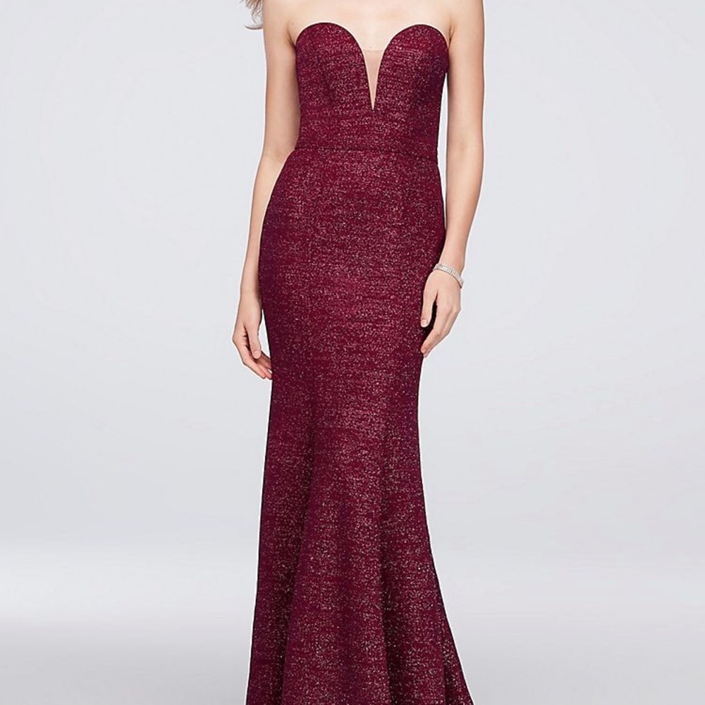 Strapless maroon sparkly prom dress